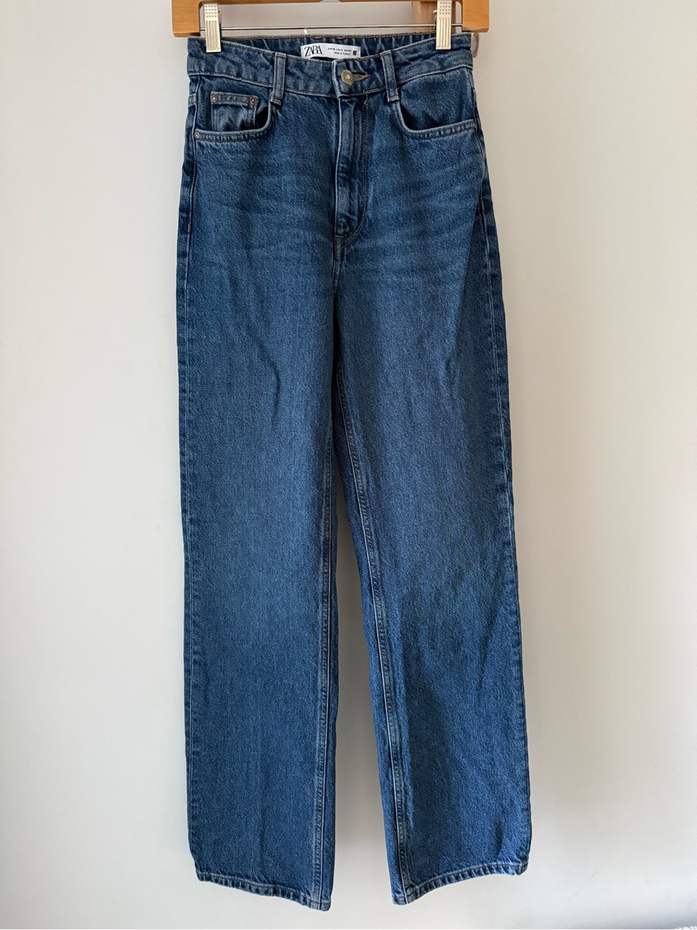 100% cotton Straight Jeans in Deep Blue Wash